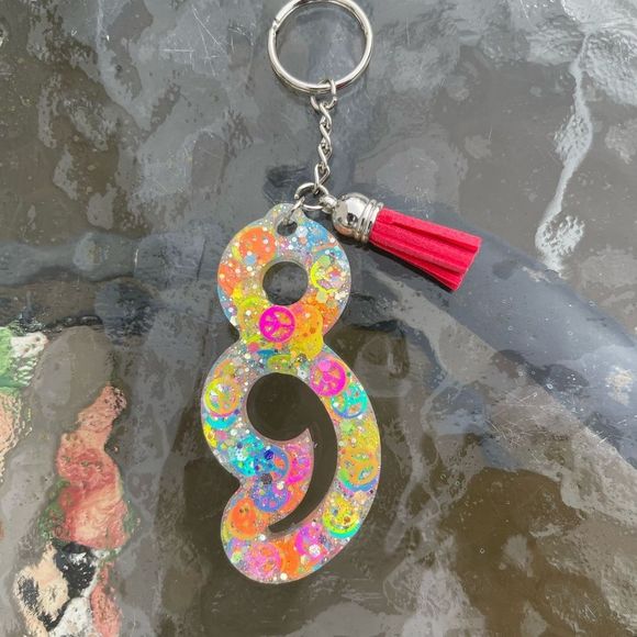 Custom Resin Keychain | Keep Going Keychain | Mental Health Keychain - Picture 6 of 9